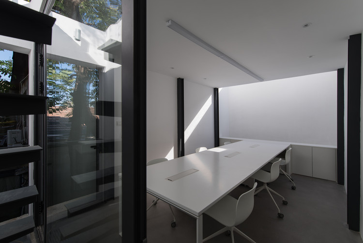 Tree Courtyard / Atelier Jian - Table, Chair