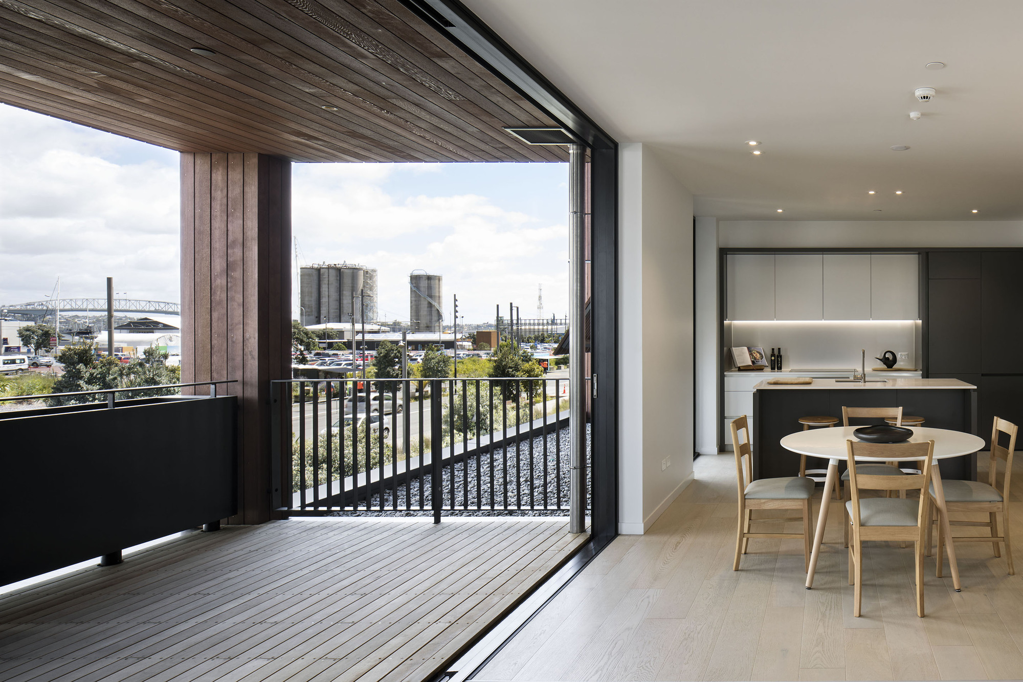 Gallery of Wynyard Central East 2 Apartments / Architectus 3