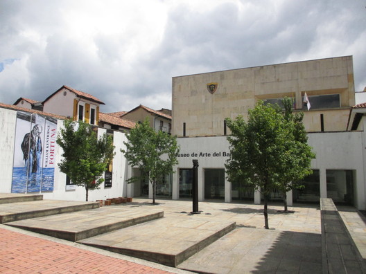 Who has won the National Architecture and Urbanism Award of Colombia? - Image 5 of 17