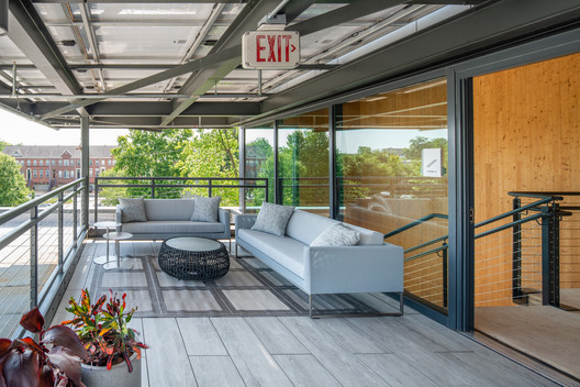 Co|Lab, High Performance Building for HITT / William McDonough + Partners - Image 7 of 20