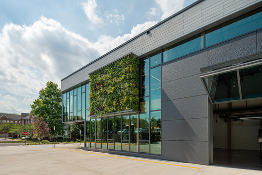 Co|Lab, High Performance Building for HITT / William McDonough + Partners - Image 9 of 20