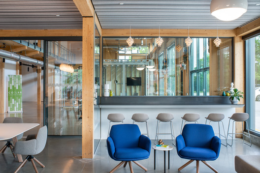 Co|Lab, High Performance Building for HITT / William McDonough + Partners - Image 11 of 20