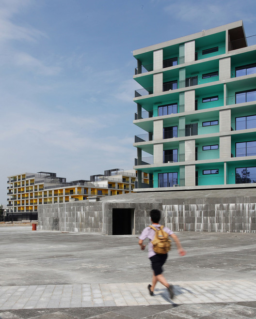 Past, Present, Future | Li Hu: Have China's Cities 'Bloated'? - Image 13 of 22