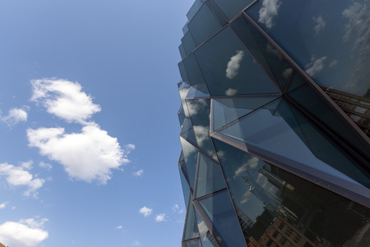 Studio Gang Completes 40 Tenth Avenue Tower in New York - Image 3 of 9