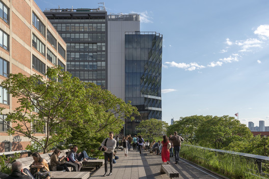 Studio Gang Completes 40 Tenth Avenue Tower in New York - Image 6 of 9