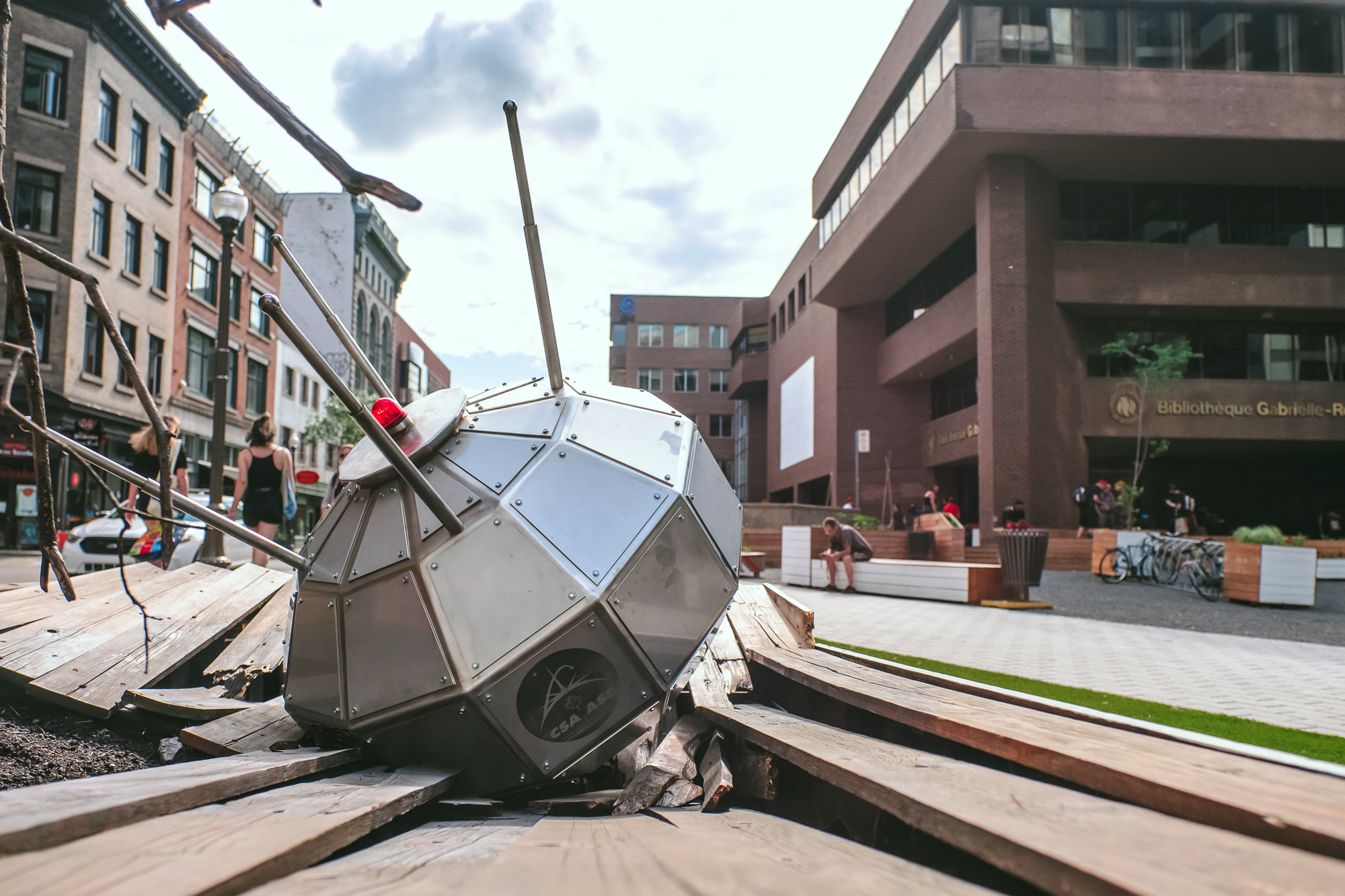 Gallery of Public Art Exhibition on the Streets of Quebec 6