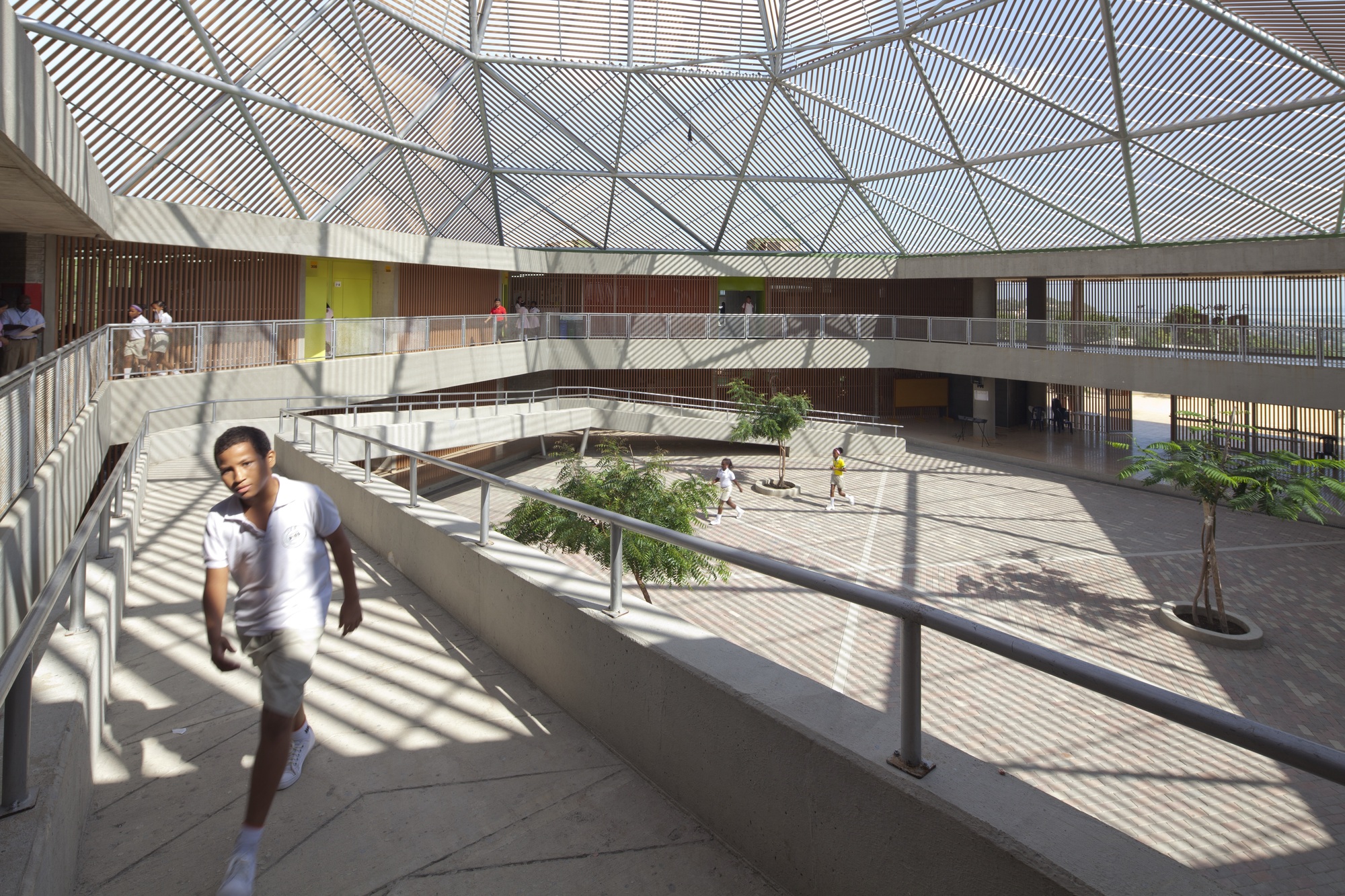 Gallery of Giancarlo Mazzanti on Social Spaces for Learning 8