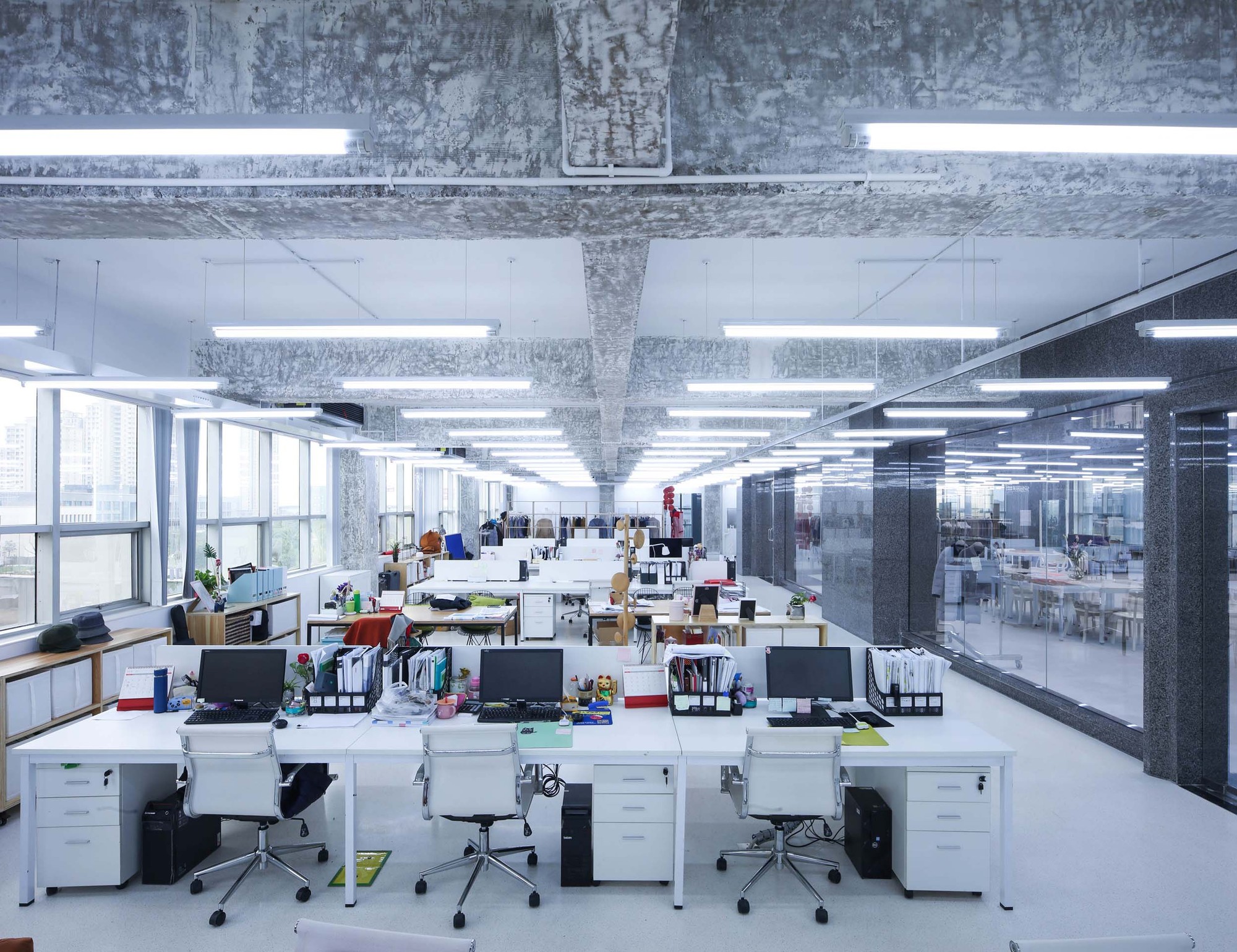 Gallery of Chenfeng Group Fashion Hub Factory Renovation / Joseph