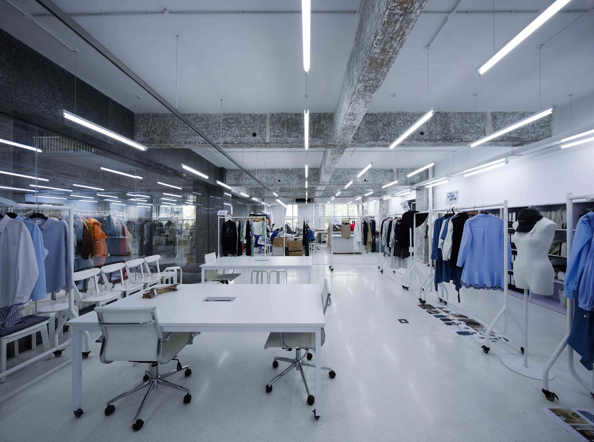 Gallery of Chenfeng Group Fashion Hub Factory Renovation / Joseph
