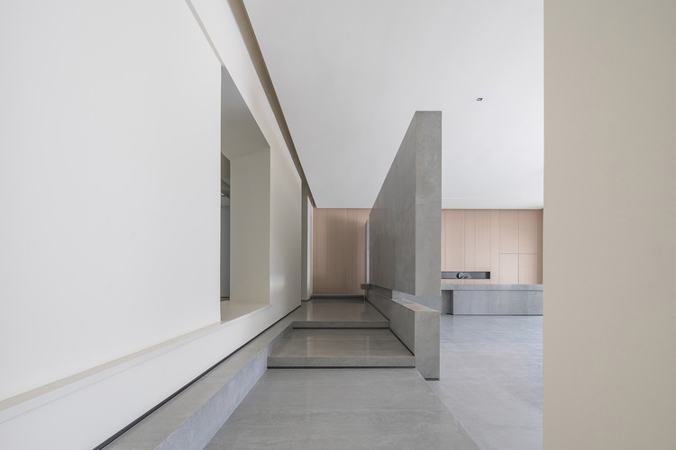 Showroom HUAYI SPACE / Co-Direction Design - Imagem 2 de 32