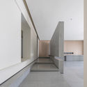 Showroom HUAYI SPACE / Co-Direction Design - Design De Interiores