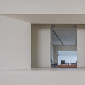 Showroom HUAYI SPACE / Co-Direction Design - Design De Interiores