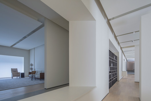 Showroom HUAYI SPACE / Co-Direction Design Showroom HUAYI SPACE / Co-Direction Design - Imagem 3 de 32