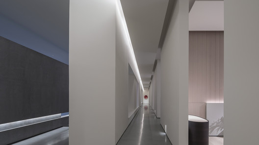 Showroom HUAYI SPACE / Co-Direction Design Showroom HUAYI SPACE / Co-Direction Design - Imagem 17 de 32