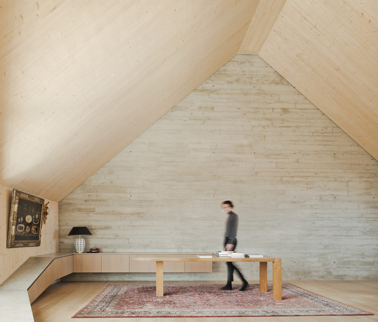 Maxvorstadt R11住宅屋顶扩建  / Pool Leber Architekten - 更多图片