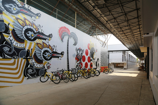 Factory Phnom Penh Social Hub / Bloom Architecture - Interior Photography, Facade
