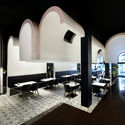 Restaurante Lomenz / Kanisavaran Architectural Group - Restaurant