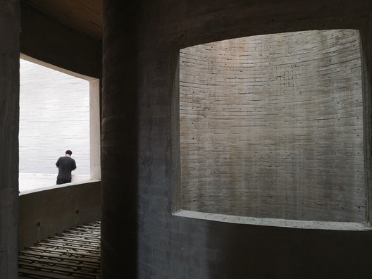 Interview with Dong Gong: Changjiang Art Museum, an Architectural Practice of Emotional Response - Image 4 of 33