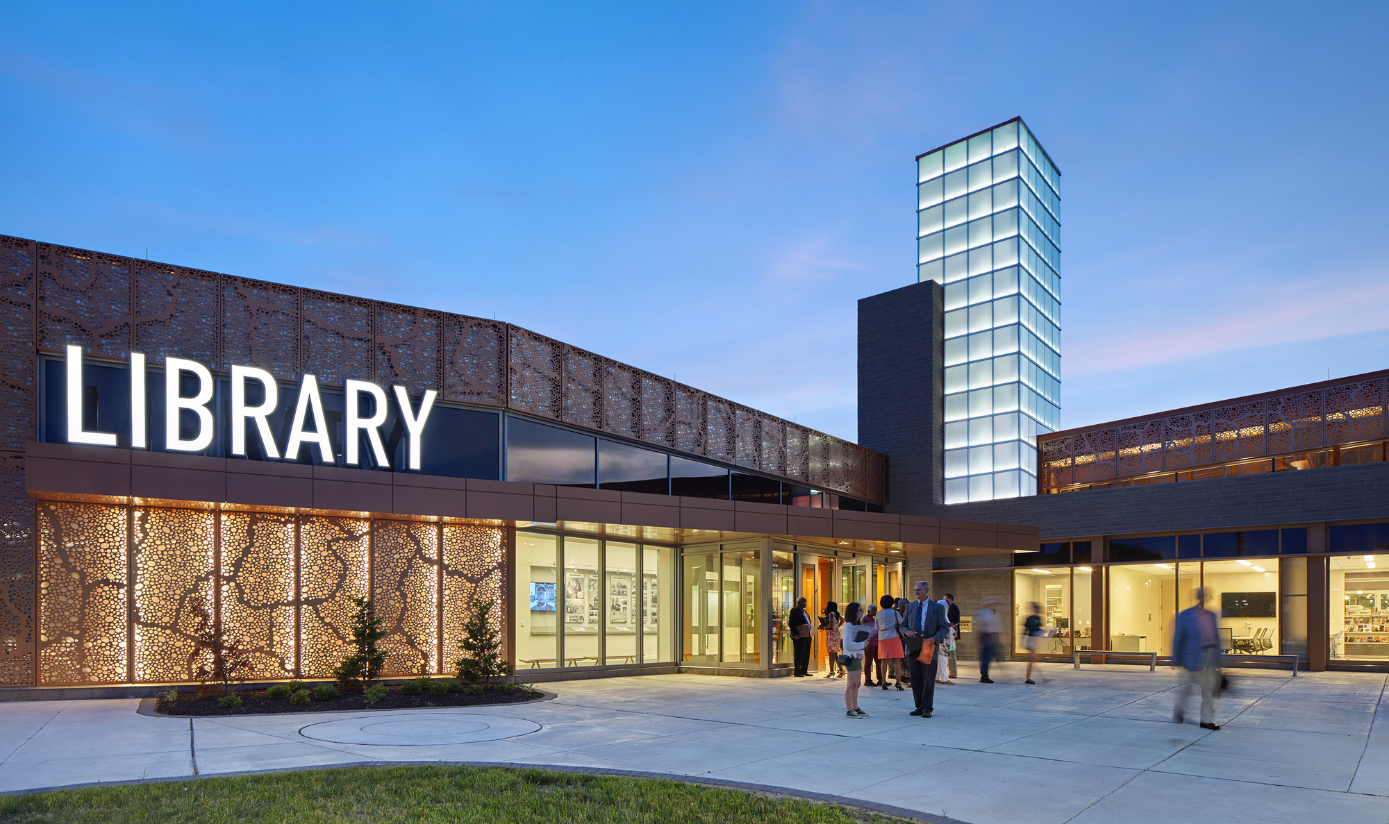 Gallery of Route 9 Library / Perkins and Will 23