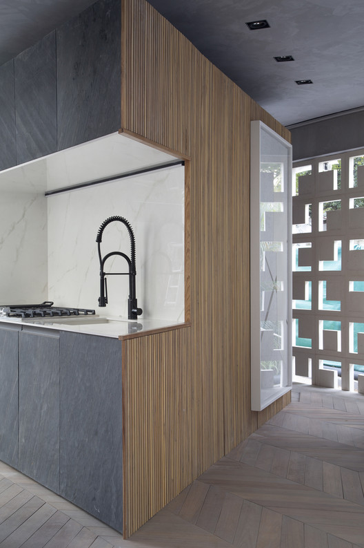 Loft Mobili / Intown Architecture - Image 9 of 11