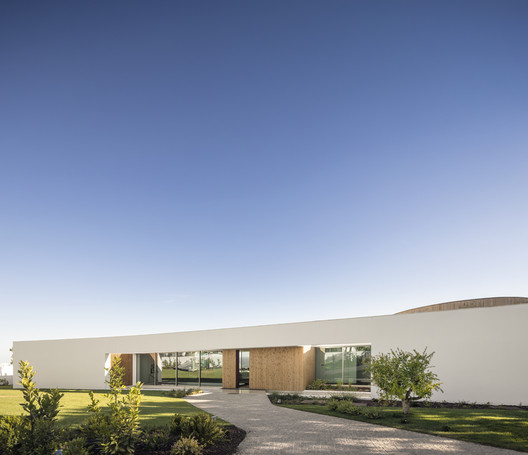 Casa M Lux Mare / Mário Martins Atelier - Imagen 5 de 38