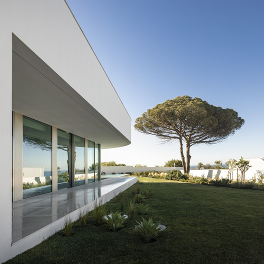 Casa L Lux Mare / Mário Martins Atelier - Imagem 11 de 24
