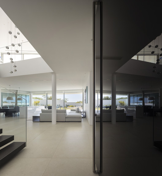 Casa L Lux Mare / Mário Martins Atelier - Imagem 21 de 24