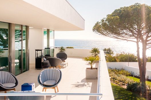 Casa L Lux Mare / Mário Martins Atelier - Imagem 12 de 24