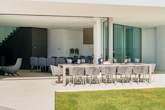 Casa L Lux Mare / Mário Martins Atelier - Imagem 14 de 24