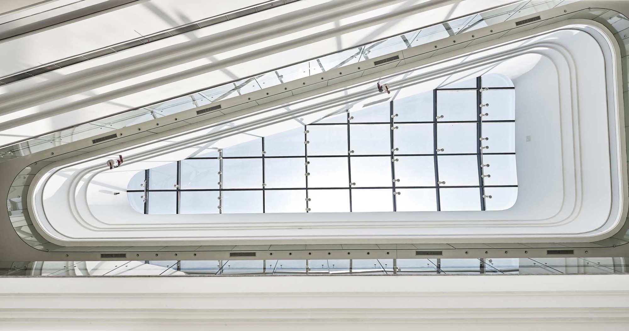 Gallery of International Exchange Center / TJAD - 25