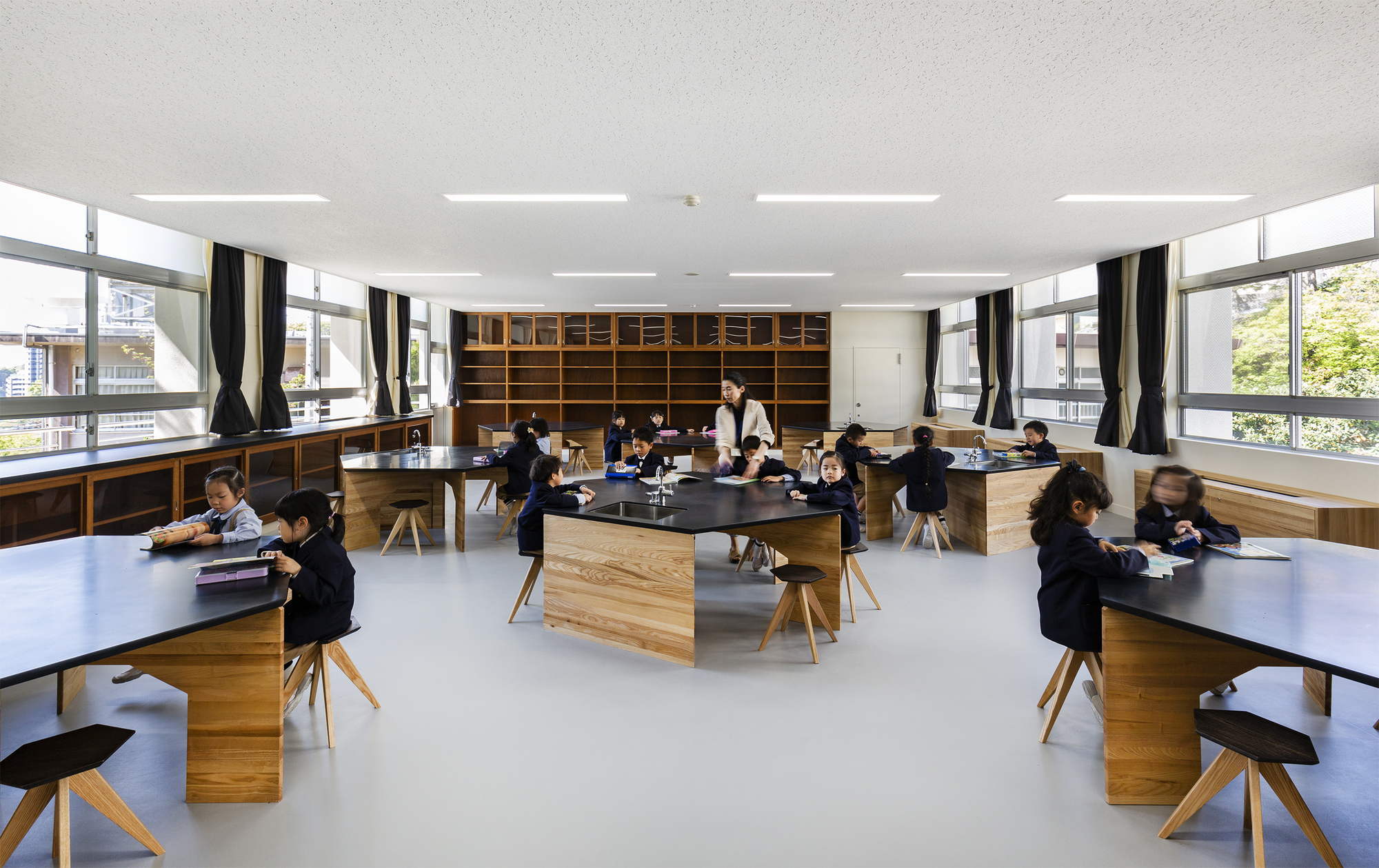 Gallery of KB Primary and Secondary School / HIBINOSEKKEI + Youji no