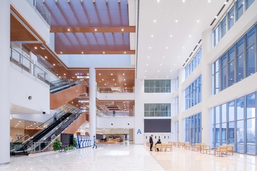 Hefei BOE Hospital / HKS - Image 3 of 36