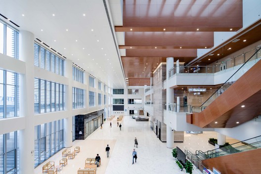 Hefei BOE Hospital / HKS - Image 4 of 36