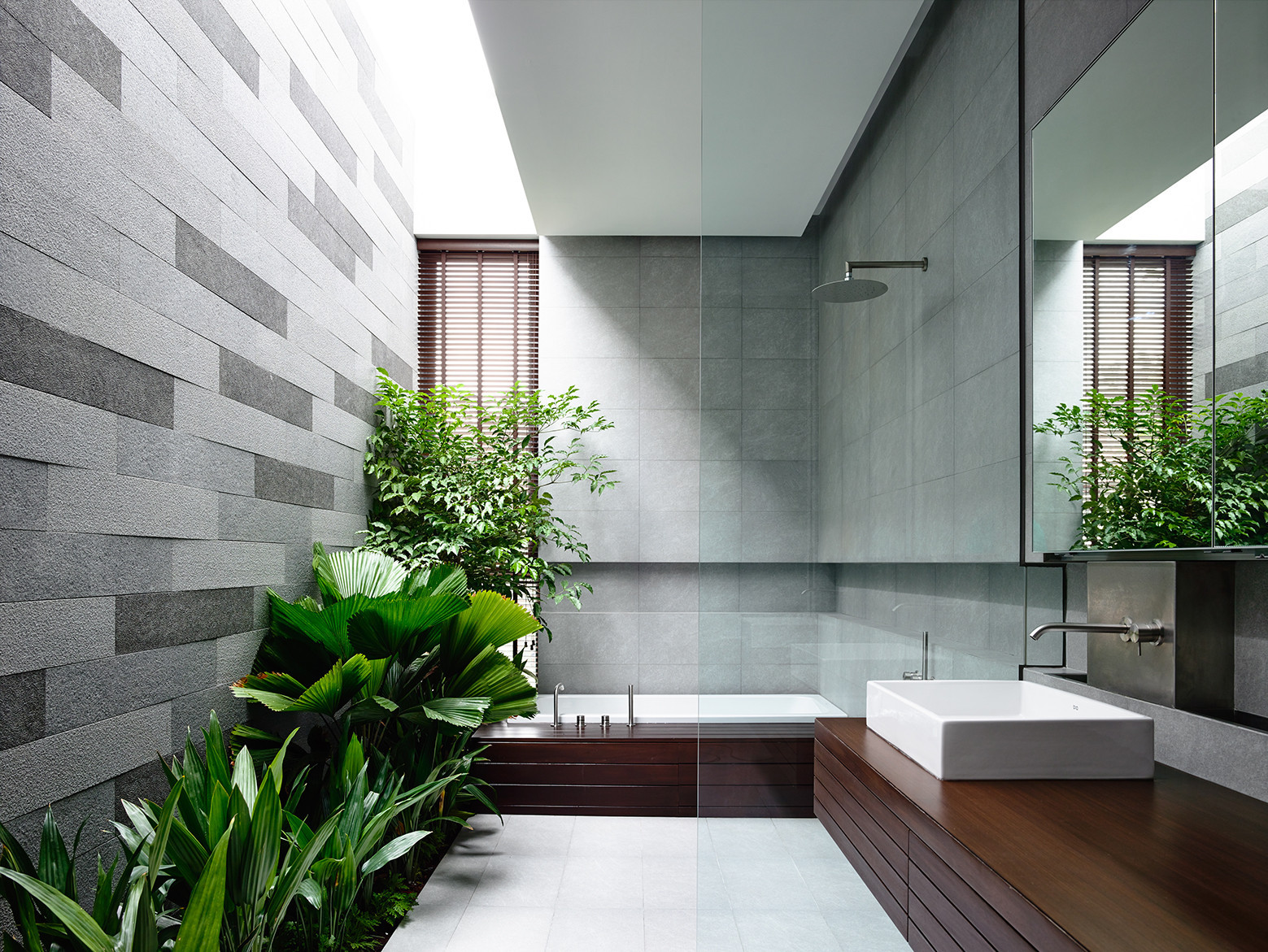 Galería de ¿Cuál es la mejor iluminación para un baño? - 18