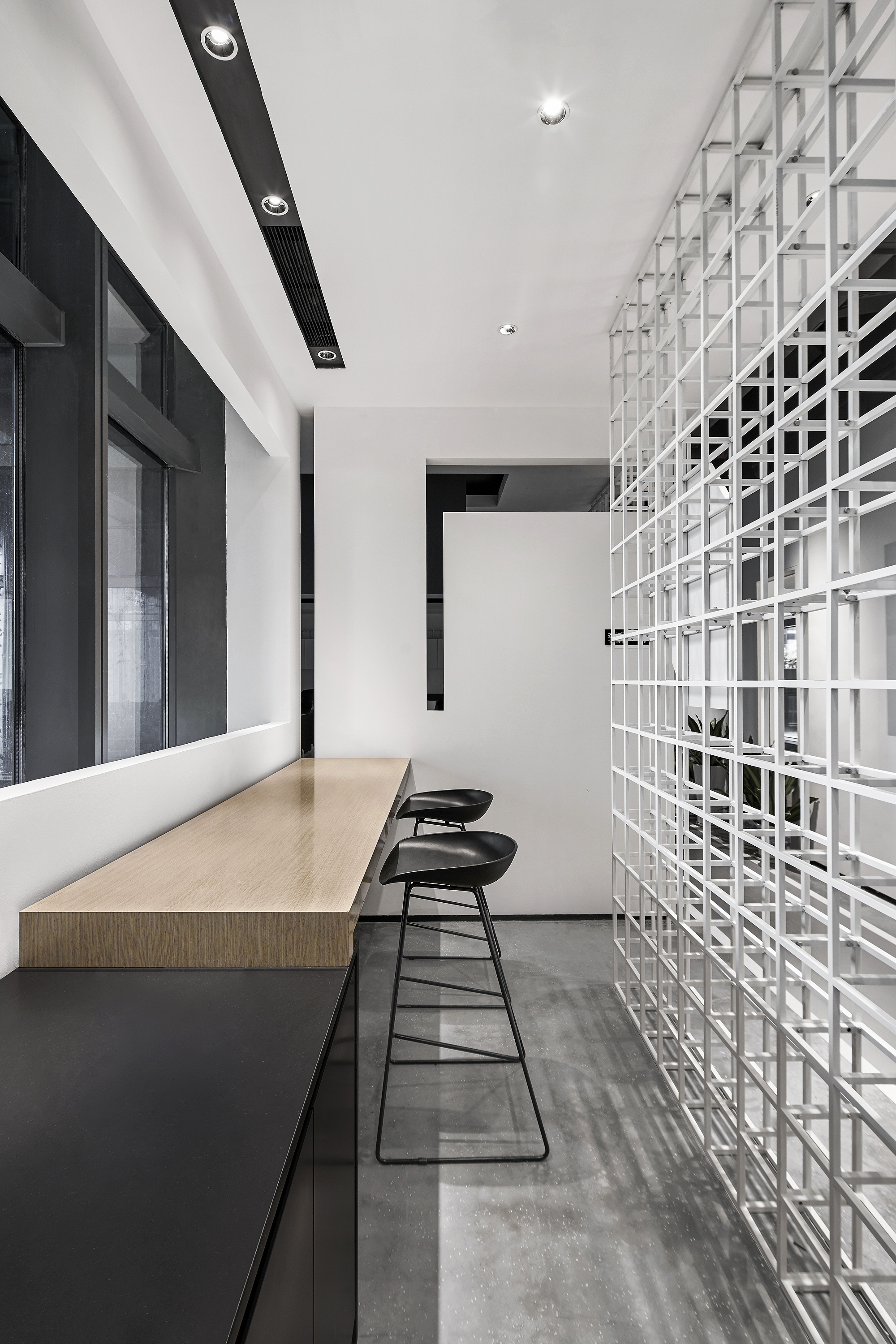 Gallery of EMTEK Office / Zones Design 4