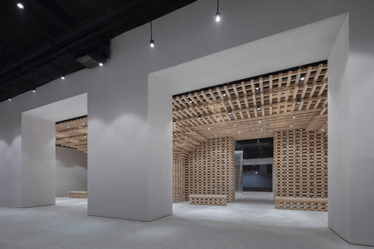 GreenMonster Lab / BANDe Architects GreenMonster Lab / BANDe Architects - Image 7 of 37