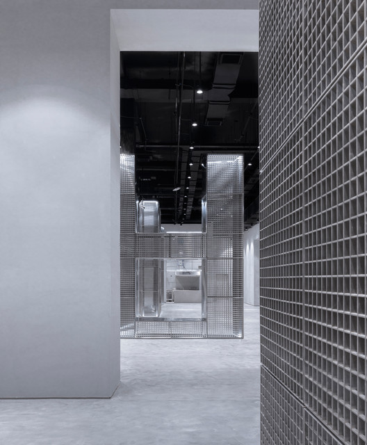 GreenMonster Lab / BANDe Architects GreenMonster Lab / BANDe Architects - Image 19 of 37