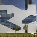 Hunters Point Library / Steven Holl Architects | ArchDaily
