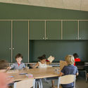 Groenendaal Primary School Park Classrooms  / HUB - Interior Photography, Sustainability, Table, Chair