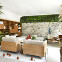 Living Zamá / Rocha + Rodrigues Arquitetos - Imagen 3 de 16