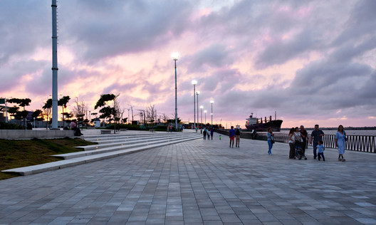 Espaço público Gran Malecón / Projetos e conceito Espaço público Gran Malecón / Projetos e conceito - Imagem 16 de 21