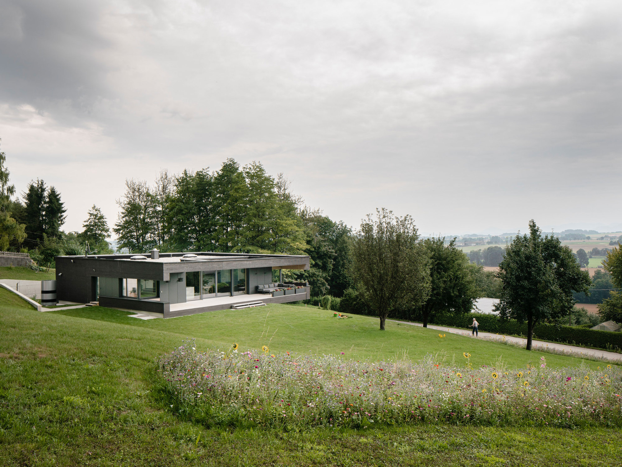 Galería de Casa Villa Marie / Superfuturegroup 9