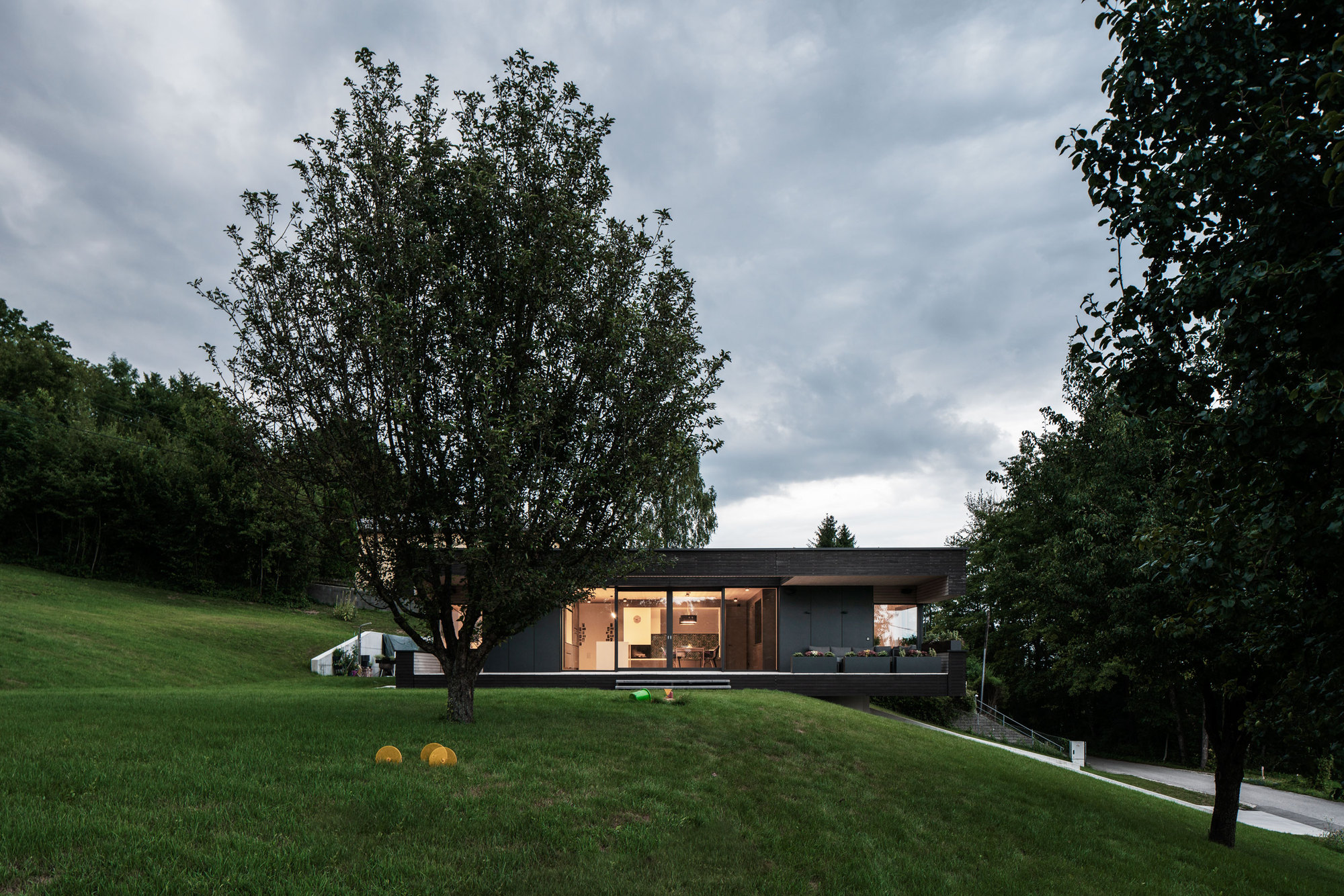 Galería de Casa Villa Marie / Superfuturegroup 10