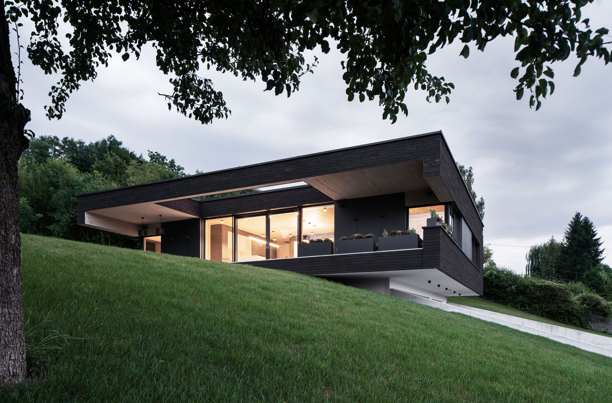 Galería de Casa Villa Marie / Superfuturegroup 6