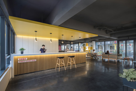 Reforma Conjunto Residencial Jakeli / MOZHAO ARCHITECTS - Imagem 13 de 32