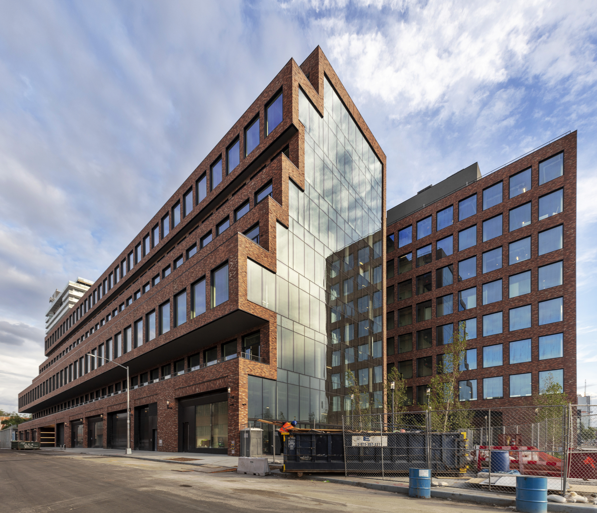 Gallery of 25 Kent Building / Gensler + HWKN 25