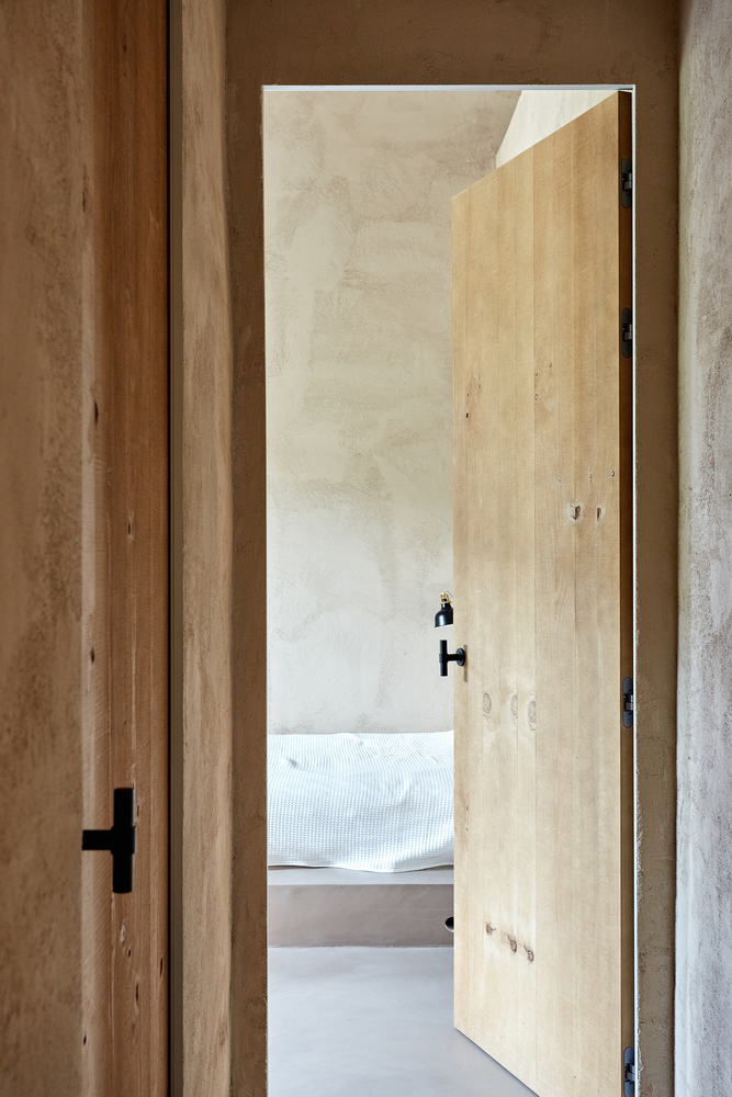 Gallery of Grande House / Lado Blanco Arquitecturas 20