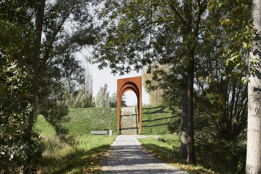 Galería Arcade / Gijs Van Vaerenbergh Galería Arcade / Gijs Van Vaerenbergh - Imagen 4 de 14