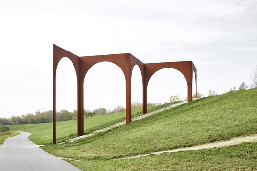 Galería Arcade / Gijs Van Vaerenbergh Galería Arcade / Gijs Van Vaerenbergh - Imagen 1 de 14