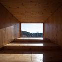Black Body Mountain Shelter / Andrea Cassi + Michele Versaci - Interior Photography, Tourism